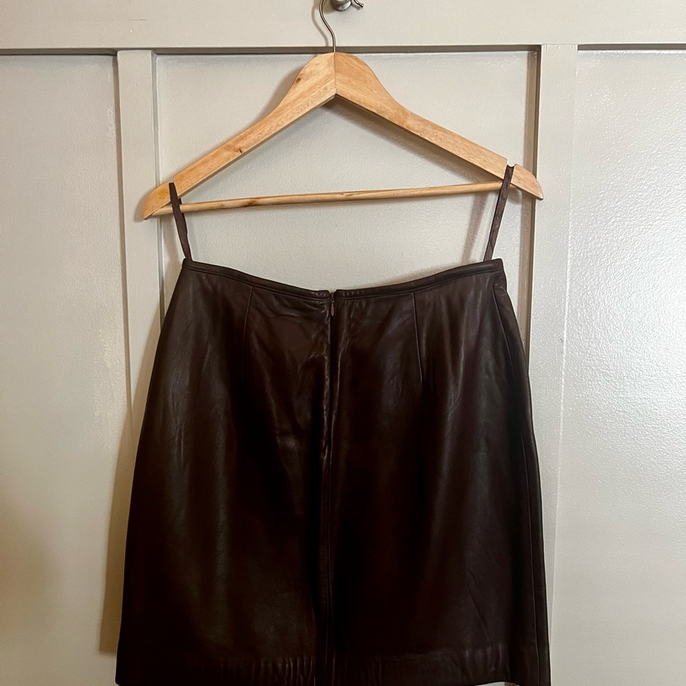 Lauren Ralph Lauren Women's Brown Leather Blazer & Skirt Set - Picture 10 of 11